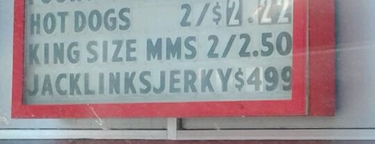 Meijer Gas is one of สถานที่ที่ Caroline 🍀💫🦄💫🍀 ถูกใจ.