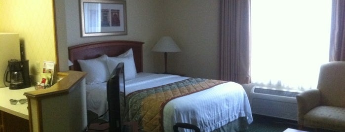 TownePlace Suites Dallas Arlington North is one of Davidさんのお気に入りスポット.