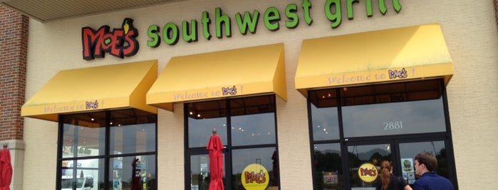 Moe's Southwest Grill is one of HealthWarehouse : понравившиеся места.
