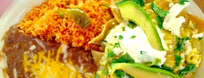 Carmelita's Mexican Grill is one of สถานที่ที่ Ross ถูกใจ.