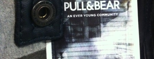 Pull&Bear is one of Esterさんのお気に入りスポット.