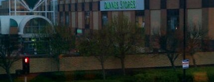 Dunnes Stores is one of Thais’s Liked Places.
