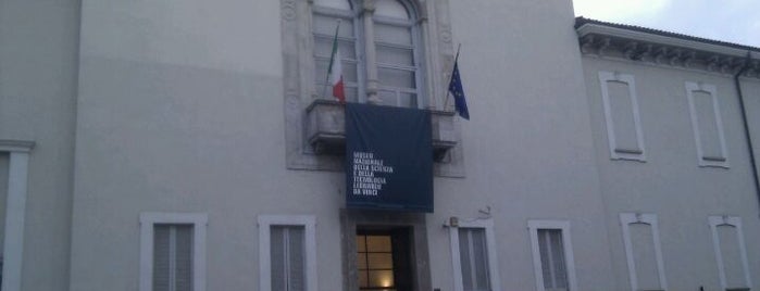 Museo Nazionale della Scienza e della Tecnologia Leonardo da Vinci is one of Milan best places..