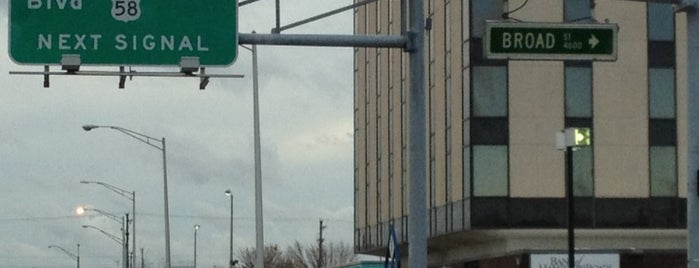 Independence Blvd & Broad St is one of Intersections.
