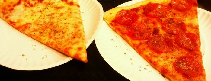Georgio's Pizzeria is one of Pizza.