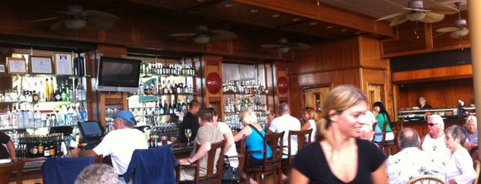 5 Palms Restaurant is one of Maui.