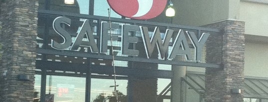 Safeway is one of Tempat yang Disukai Seth.