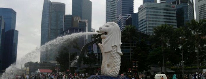 The Merlion is one of Guide to Singapore's best spots.