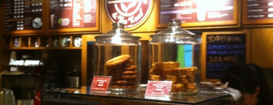 The Coffee Bean & Tea Leaf is one of Lugares favoritos de S.