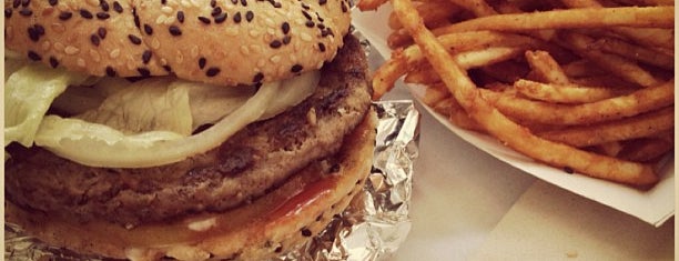 Army Navy Burger + Burrito is one of Foodtripping in Quezon City.