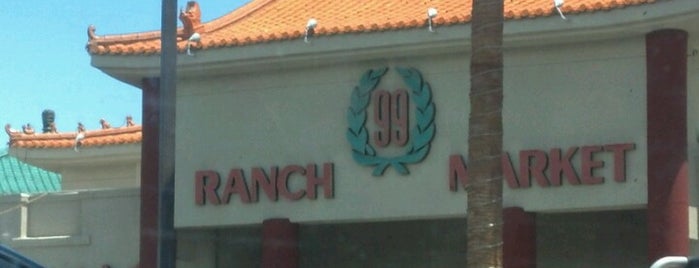 99 Ranch Market is one of Locais curtidos por Christopher.