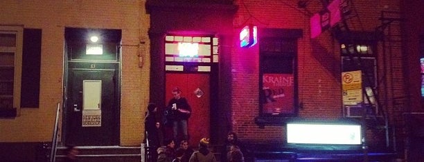 The 7 Best Dive Bars In The East Village New York