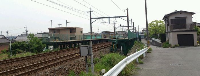 Asahi Station is one of 関西本線.