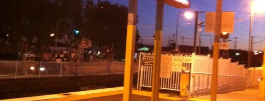 Coorparoo Railway Station is one of Places to go in Coorparoo.