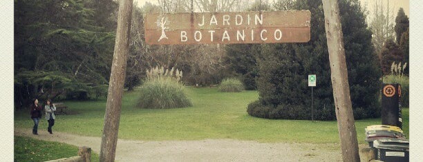 Jardín Botánico Universidad Austral is one of Lo que no debe dejar de visitar en Valdivia.