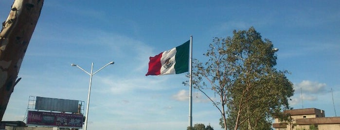 Asta Bandera del Bicentenario is one of Guide to San Luis Potosi.