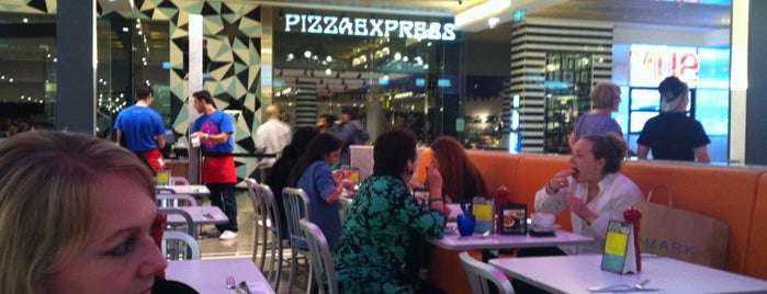 PizzaExpress is one of Tempat yang Disukai James.