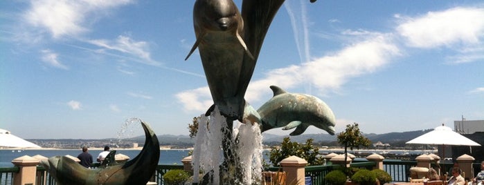 Dolphin Fountain is one of USA Trip 2013 - The West.