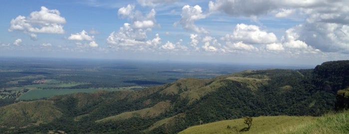 Mirante do Centro Geodésico da América do Sul is one of Chapada dos Guimarães.