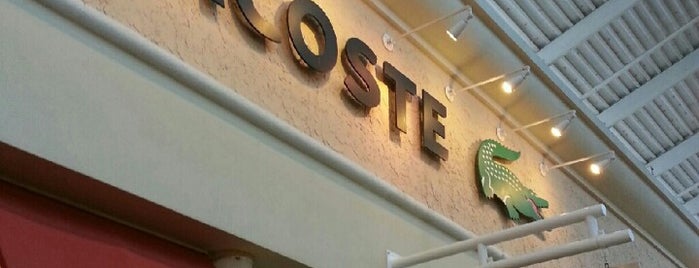 Lacoste Outlet is one of Orlando - Compras (Shopping).