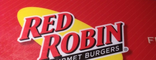 Red Robin Gourmet Burgers and Brews is one of Lugares favoritos de Dave.