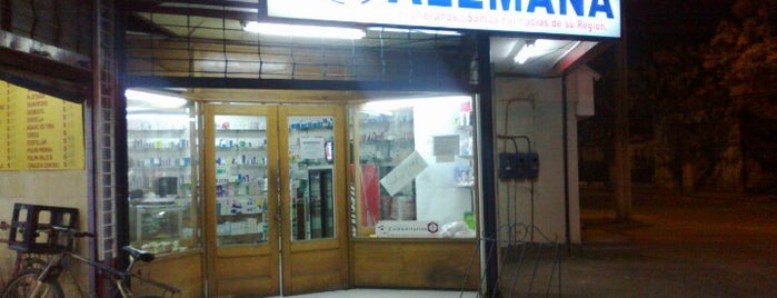 farmacia Alemana is one of Lieux qui ont plu à Mario.
