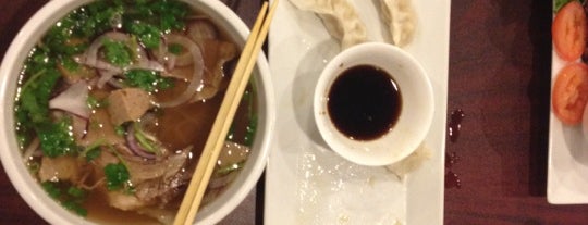 A Taste of Phó is one of Ericaさんのお気に入りスポット.