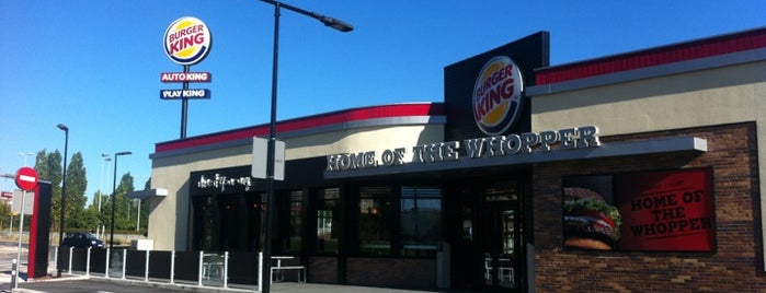 Burger King is one of สถานที่ที่ PamplonaMan ถูกใจ.