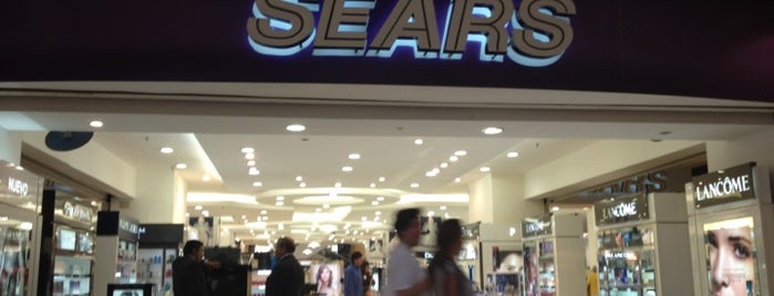 Sears is one of Orte, die Axel gefallen.