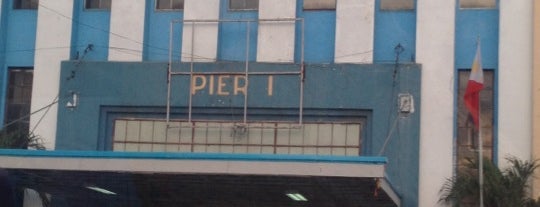 Pier 1 is one of Jackie 님이 저장한 장소.