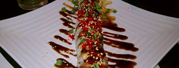 Kumori Sushi & Teppanyaki is one of สถานที่ที่บันทึกไว้ของ Laura.