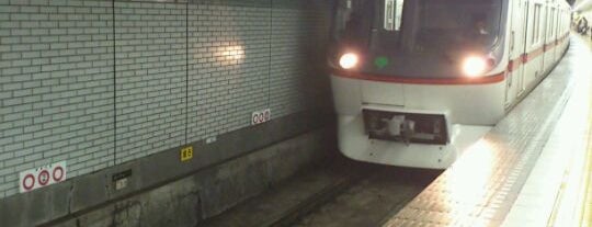 都営浅草線(Toei Asakusa Line)