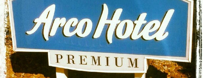 Arco Hotel Premium is one of Tempat yang Disukai Jônatas.