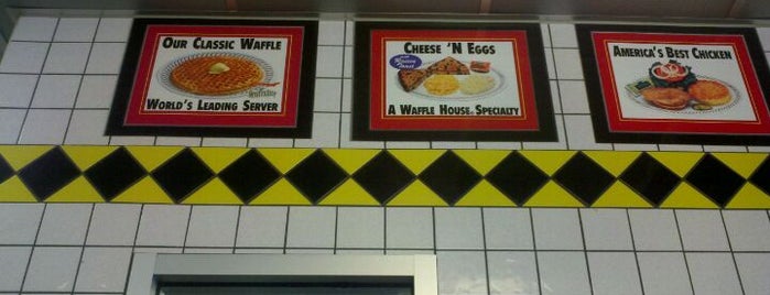 Waffle House is one of David : понравившиеся места.