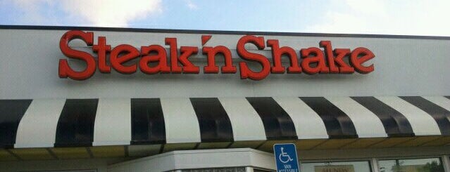 Steak 'n Shake is one of Tempat yang Disukai Jasmine.