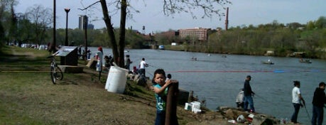 Ancarrow's Landing is one of RVA parks.