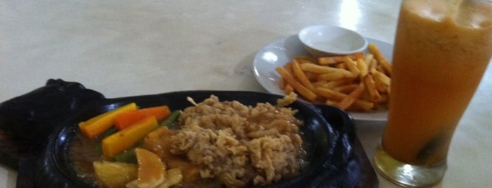 Waroeng Steak & Shake is one of Xuliner @Jogja.