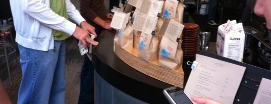 Blue Bottle Coffee is one of Gangs of @foursquare meets here.