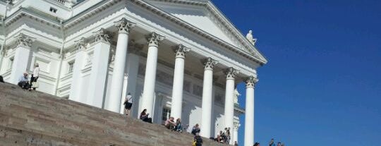 Helsinki Cathedral is one of Summer activities for travellers in Helsinki.