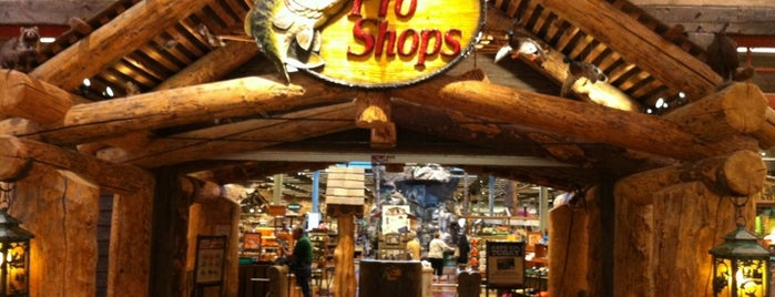 Bass Pro Shops is one of Jeff’s Liked Places.