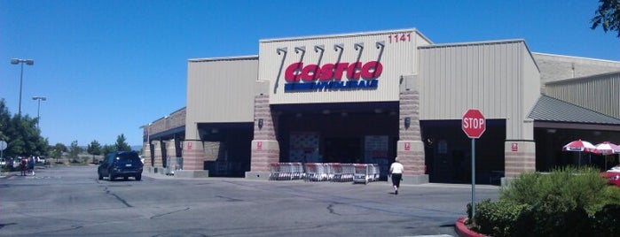 Costco Wholesale is one of Orte, die Joshua gefallen.