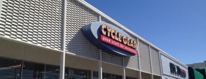 Cycle Gear is one of Lugares favoritos de Jason.