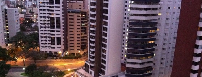 Radisson Hotel Curitiba is one of Marcos 님이 좋아한 장소.