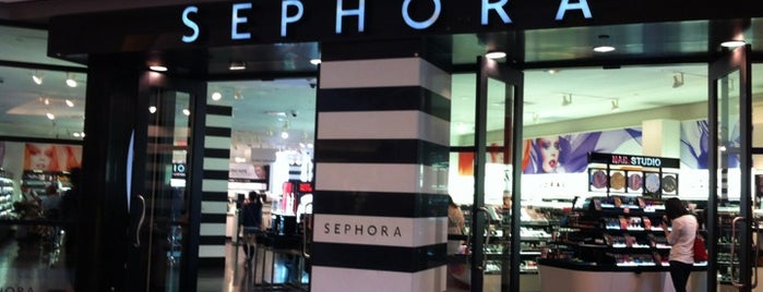 SEPHORA is one of Canada🍁.