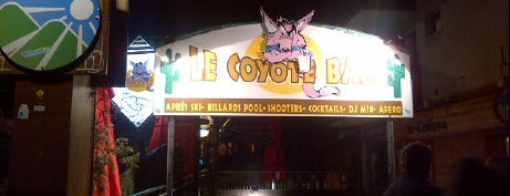 Le Coyote Bar is one of สถานที่ที่ rabin ถูกใจ.