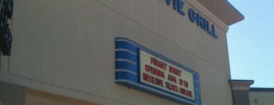 Studio Movie Grill Plano is one of Carrieさんの保存済みスポット.