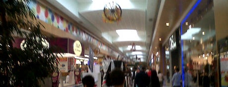Băneasa Shopping City is one of Malls & Shopping Centers.