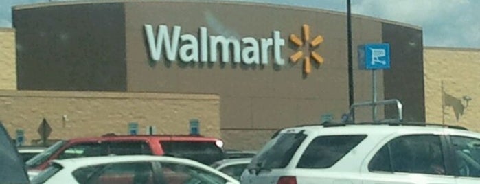 Walmart Supercenter is one of Orte, die Joshua gefallen.