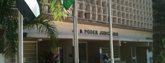 Forum Cível e Criminal de Guarulhos is one of Predios do Governo Estadual.