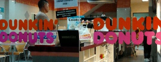 Dunkin' Donuts is one of Dunkin' Donuts BALI.